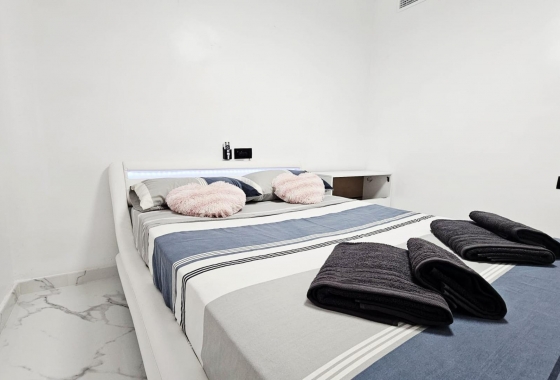 Перепродажа - Квартира - Torrevieja - Acequion