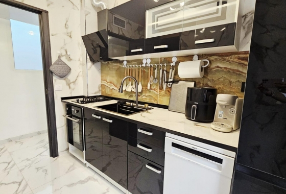 Перепродажа - Квартира - Torrevieja - Acequion