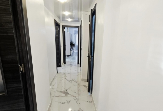 Перепродажа - Квартира - Torrevieja - Acequion