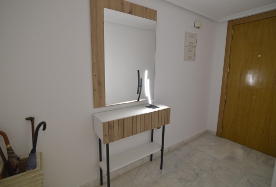 Wiederverkauf - Wohnung - Torrevieja - Playa del Cura