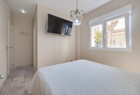 Herverkoop - Herenhuis - Torrevieja - Centro