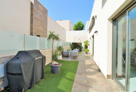 Wiederverkauf - Villa - Orihuela Costa - Costa Blanca