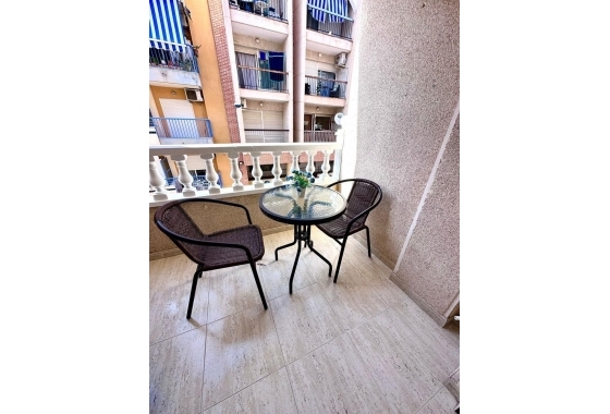 Herverkoop - Appartement / flat - Torrevieja - Playa del Cura