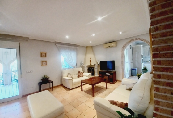 Herverkoop - Villa - Canadas De San Pedro - Inland