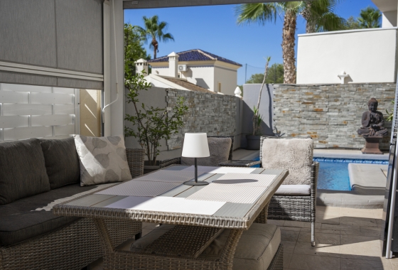 Wiederverkauf - Villa - Orihuela Costa - Calle Mayor