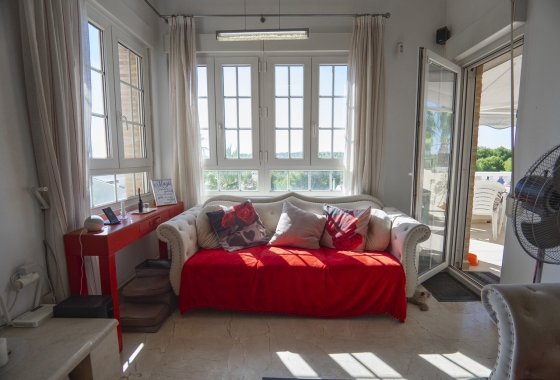 Wiederverkauf - Villa - Orihuela Costa - Calle Mayor