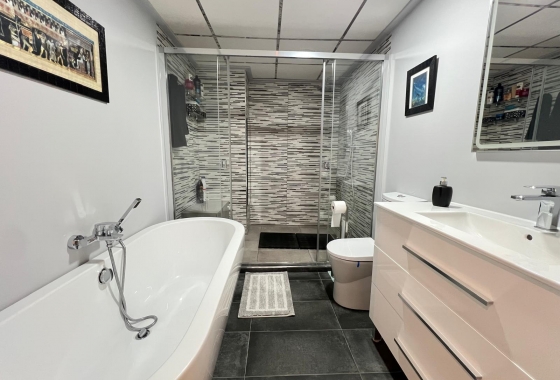 Wiederverkauf - Wohnung - Torrevieja - Playa del Cura