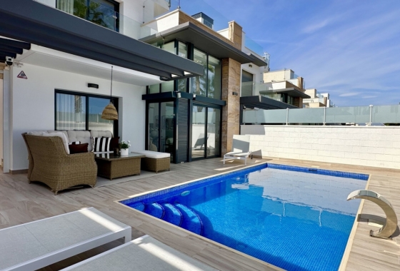 Wiederverkauf - Villa - Orihuela Costa - Costa Blanca