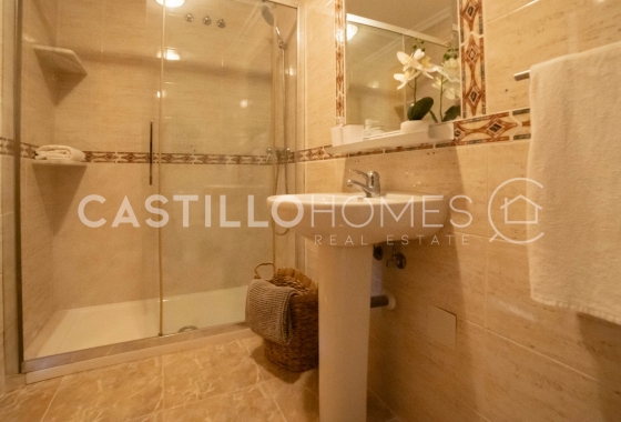 Wiederverkauf - Wohnung - Torrevieja - Centro