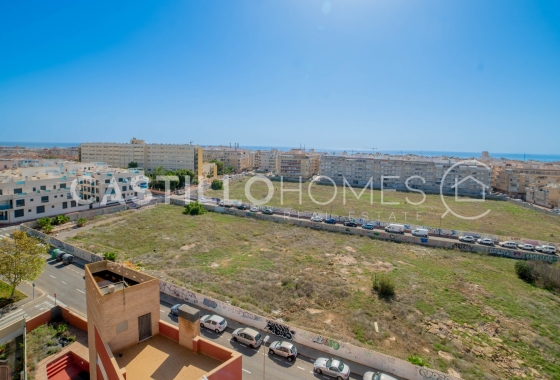 Wiederverkauf - Wohnung - Torrevieja - Centro