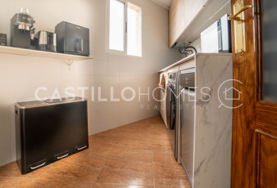 Resale - Apartment / flat - Torrevieja - Sector 25