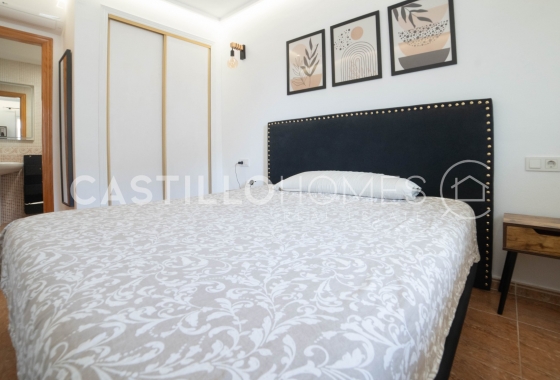 Resale - Apartment / flat - Torrevieja - Sector 25
