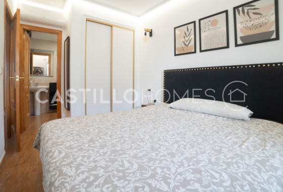 Resale - Apartment / flat - Torrevieja - Sector 25