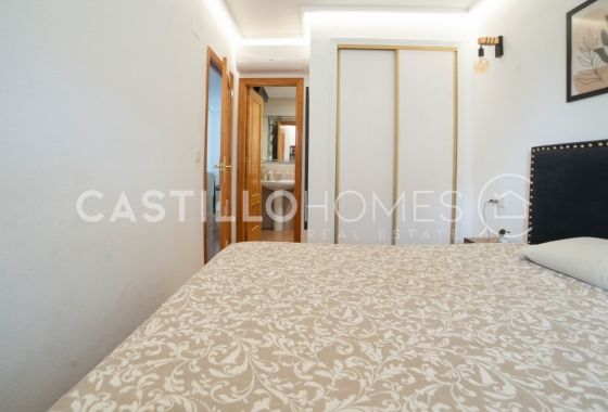 Resale - Apartment / flat - Torrevieja - Sector 25