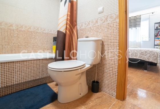 Resale - Apartment / flat - Torrevieja - Sector 25