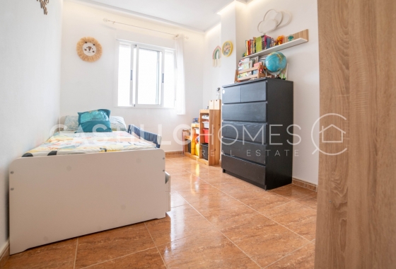 Resale - Apartment / flat - Torrevieja - Sector 25