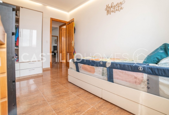 Resale - Apartment / flat - Torrevieja - Sector 25