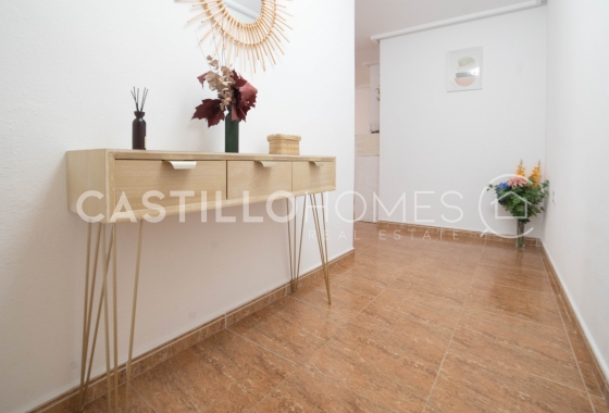 Resale - Apartment / flat - Torrevieja - Sector 25