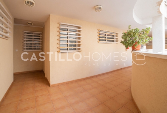 Resale - Apartment / flat - Torrevieja - Sector 25