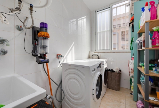 Wiederverkauf - Wohnung - Torrevieja - Centro