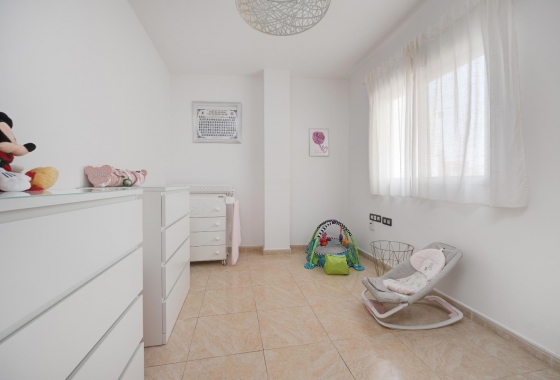 Wiederverkauf - Wohnung - Torrevieja - Centro