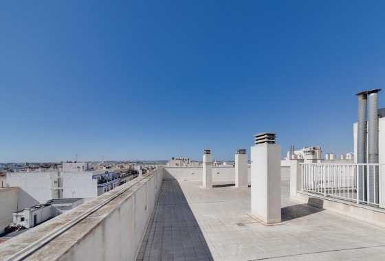 Wiederverkauf - Wohnung - Torrevieja - Centro