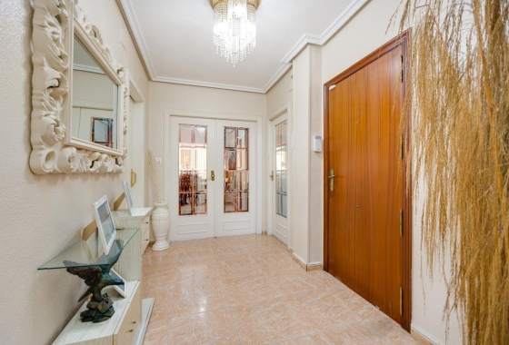 Wiederverkauf - Wohnung - Torrevieja - Centro