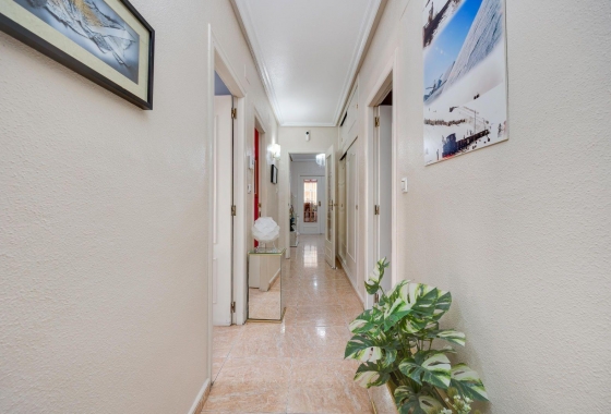 Wiederverkauf - Wohnung - Torrevieja - Centro