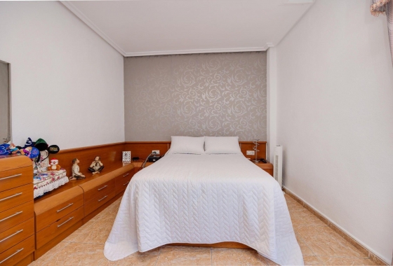 Wiederverkauf - Wohnung - Torrevieja - Centro