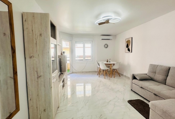 Wiederverkauf - Wohnung - Torrevieja - Playa del Cura