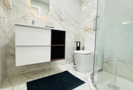 Wiederverkauf - Wohnung - Torrevieja - Playa del Cura