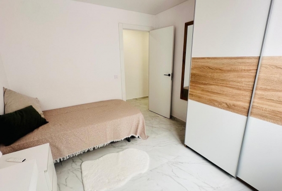 Wiederverkauf - Wohnung - Torrevieja - Playa del Cura