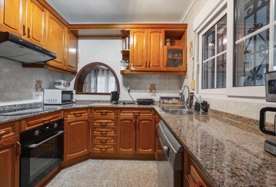 Wiederverkauf - Villa - Torrevieja - Los Balcones