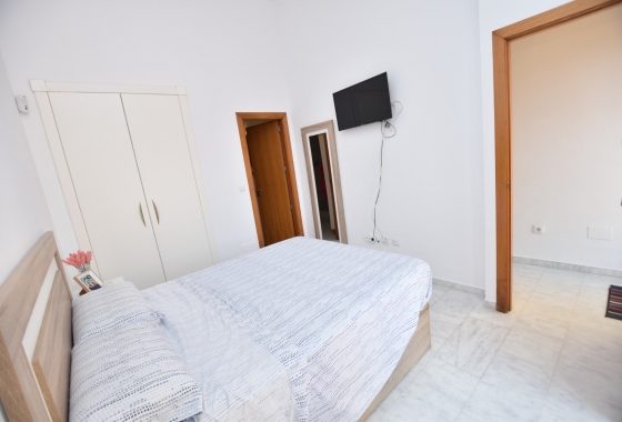 Herverkoop - Herenhuis - Algorfa - Inland