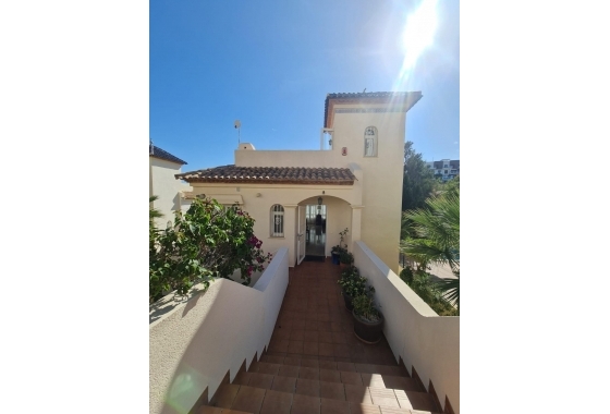 Herverkoop - Villa - Orihuela Costa - Lomas De Campoamor-las Ramblas