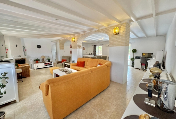 Wiederverkauf - Villa - Dolores - Comunidad Valenciana