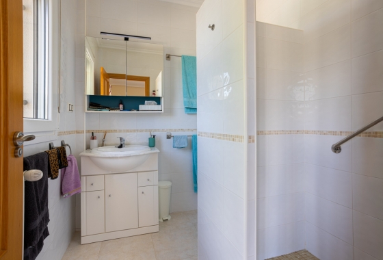 Resale - Villa - La Zarza