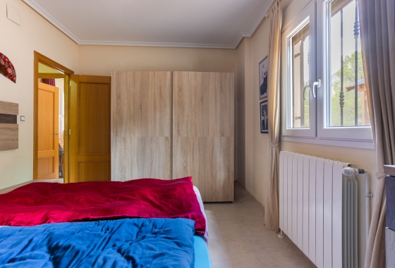 Resale - Villa - La Zarza