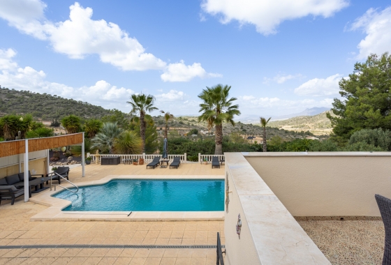 Resale - Villa - La Zarza