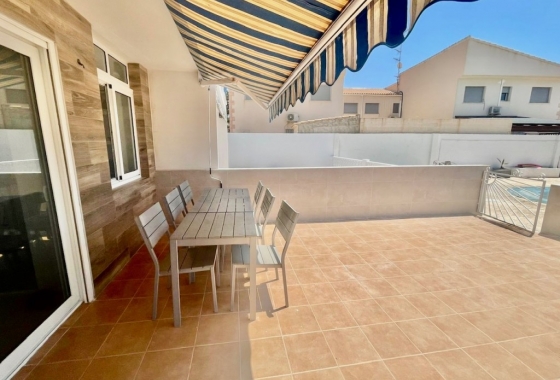 Resale - Townhouse - Aquilas