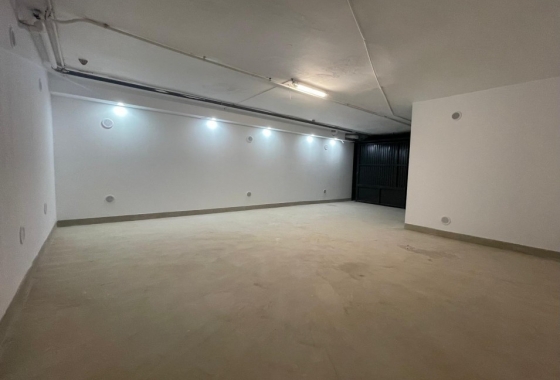 Resale - Townhouse - Aquilas