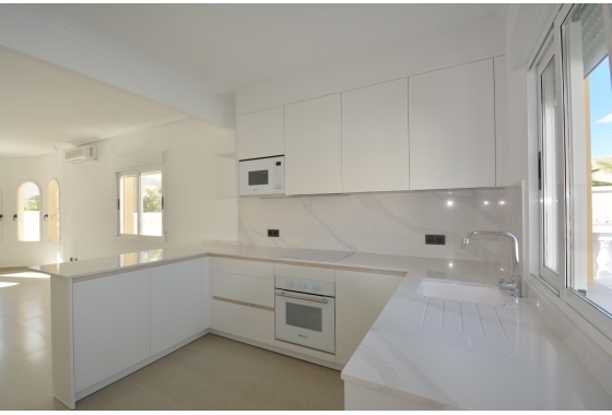 Herverkoop - Villa - Algorfa - Inland