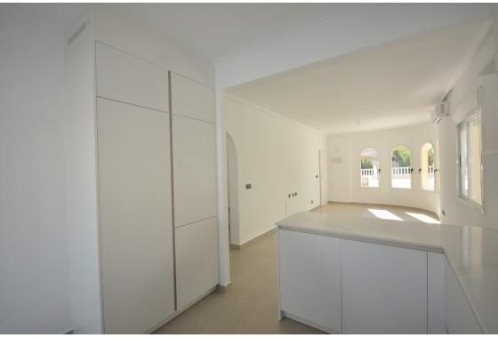 Herverkoop - Villa - Algorfa - Inland