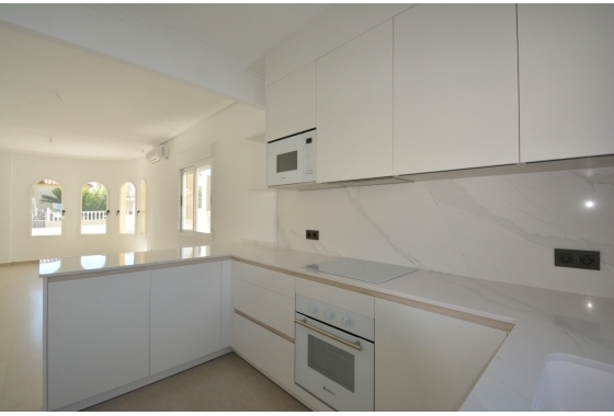 Herverkoop - Villa - Algorfa - Inland