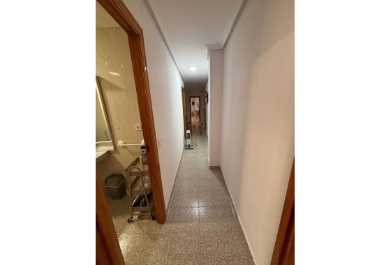 Herverkoop - Appartement / flat - Torrevieja - Los Frutales