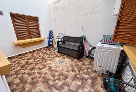 Herverkoop - Appartement / flat - Torrevieja - Los Frutales