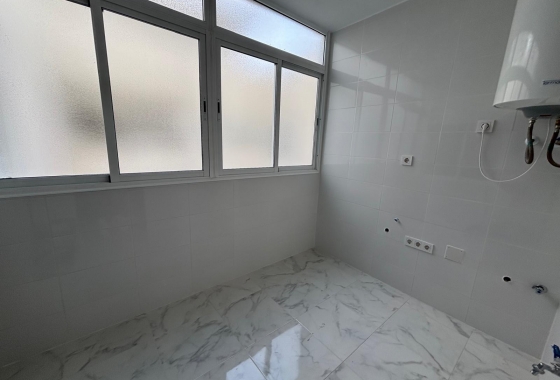 Herverkoop - Penthouse - Torrevieja - Acequion