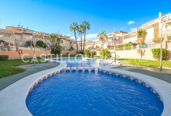 Wiederverkauf - Stadthaus - Orihuela Costa - La Zenia