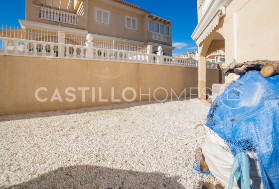 Wiederverkauf - Stadthaus - Orihuela Costa - La Zenia