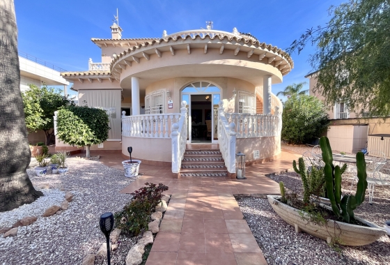Herverkoop - Villa - La Zenia - Costa Blanca